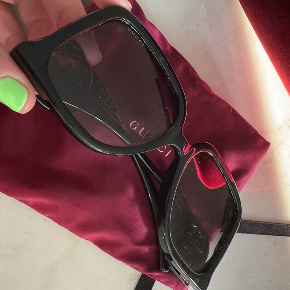 Gucci sunglasses - Picture 1 of 12